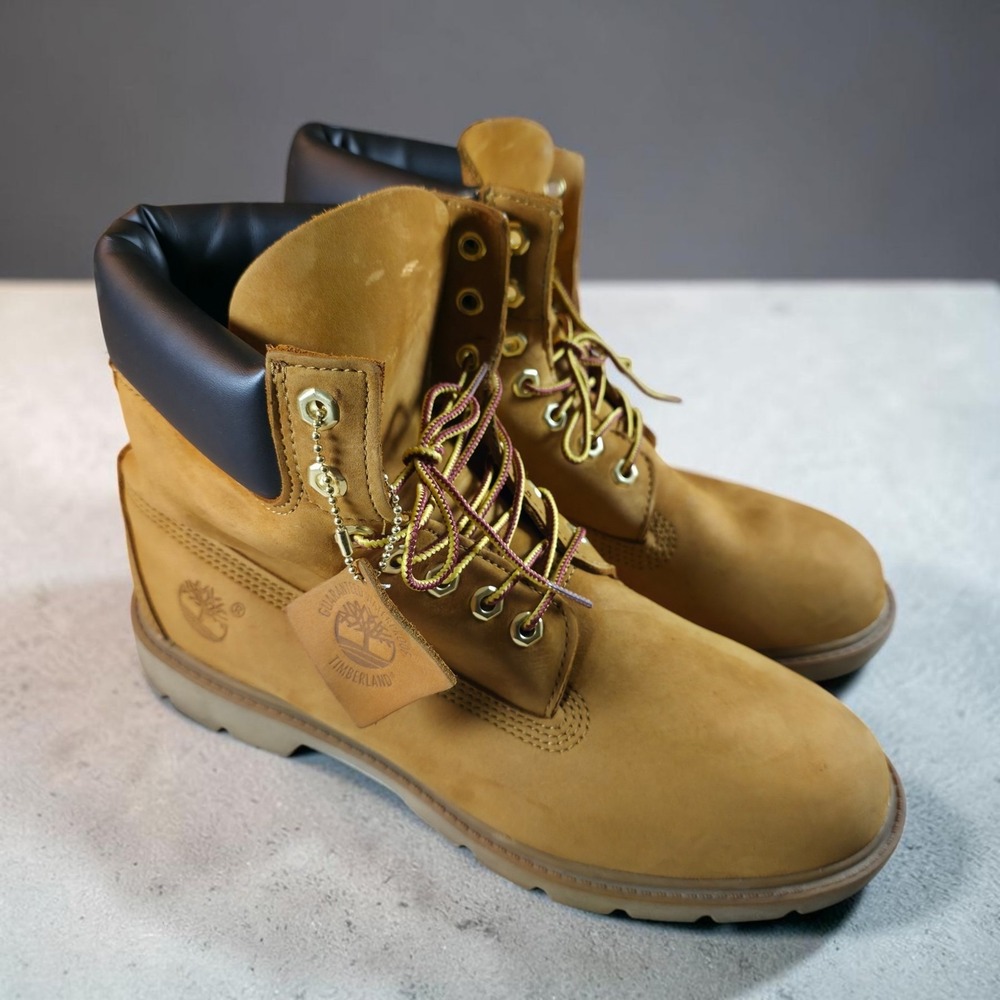 Timberland Men's Size 10 Premium Waterproof Wheat Classic Tan Boots 400 Gram.